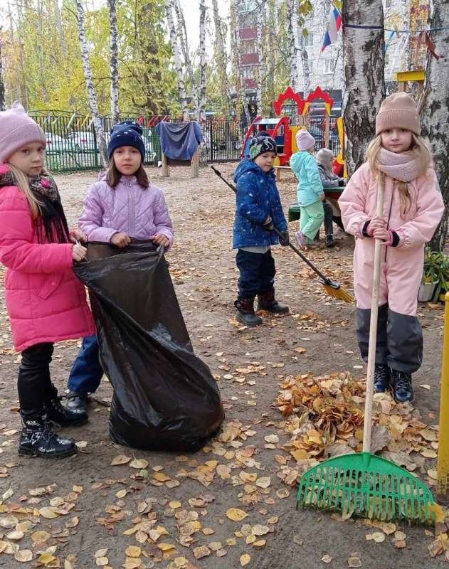 «Пчелята умеют трудиться».