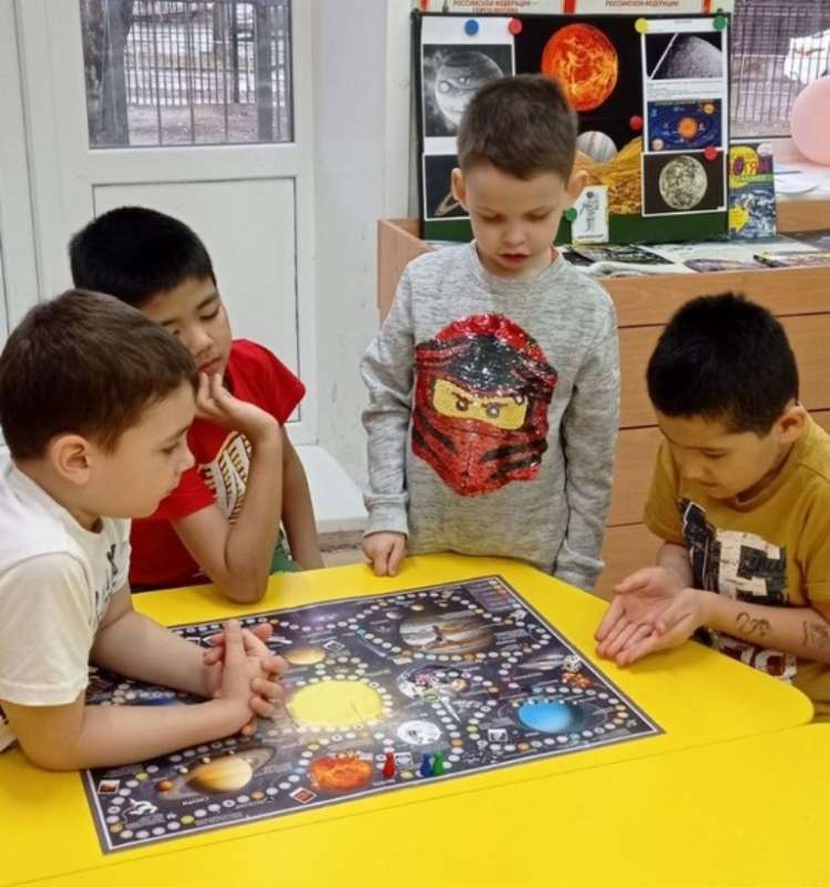 «Неделя космонавтики у Пчелят»