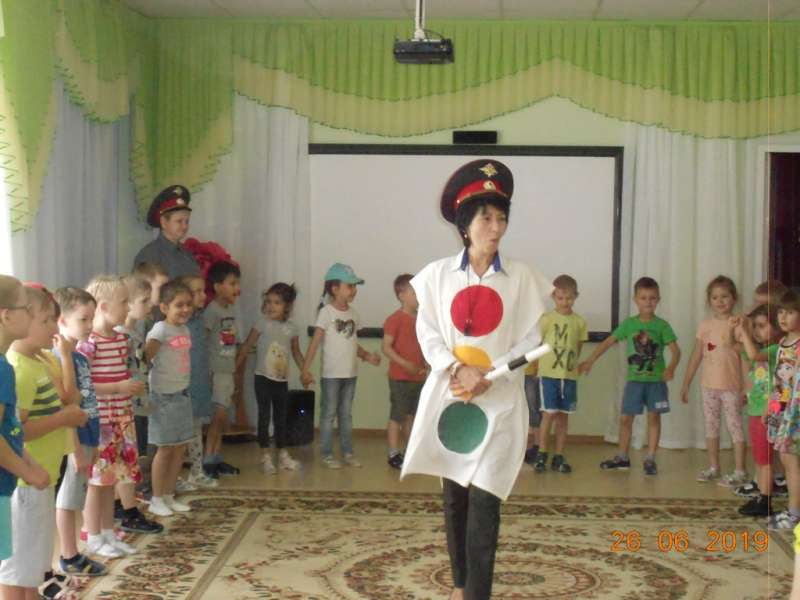 Очень важно знать правила дорожного движения