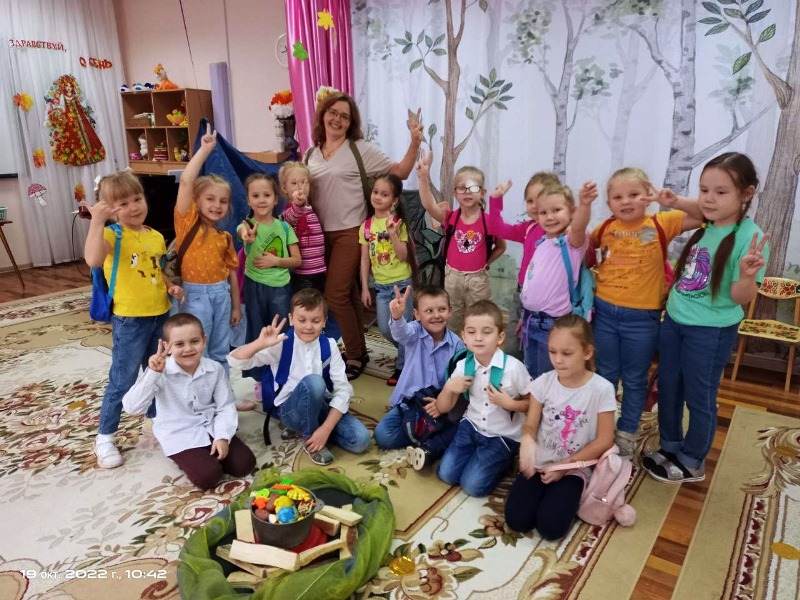 Музыкально - туристический поход в осенний лес