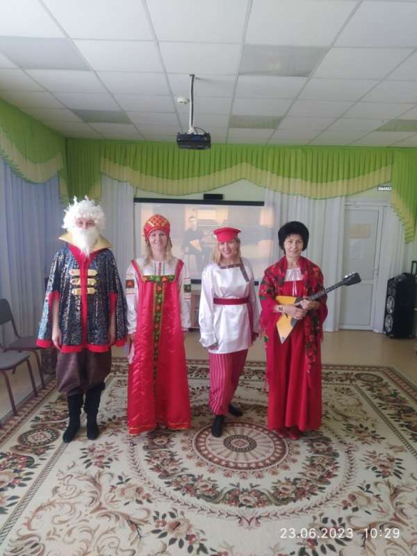 День балалайки