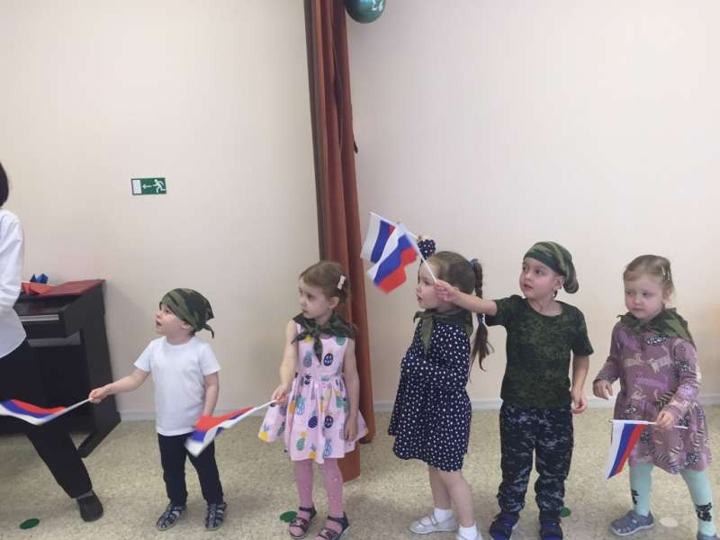 С 23 февраля поздравляем наших защитников!