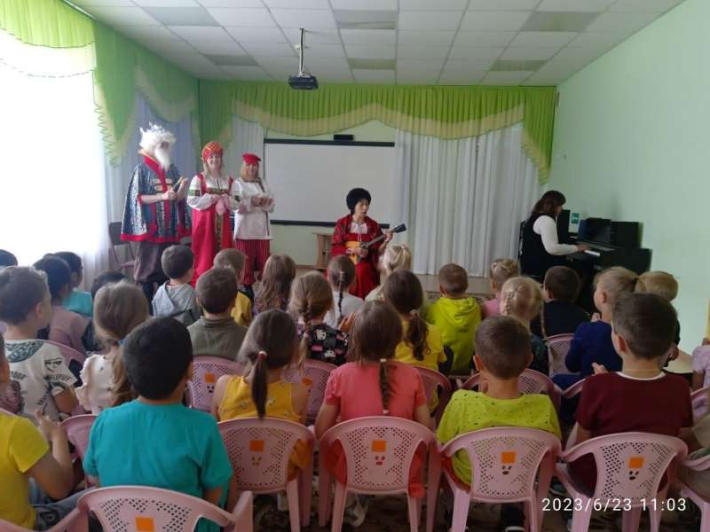 23 июня – «День рождение балалайки»
