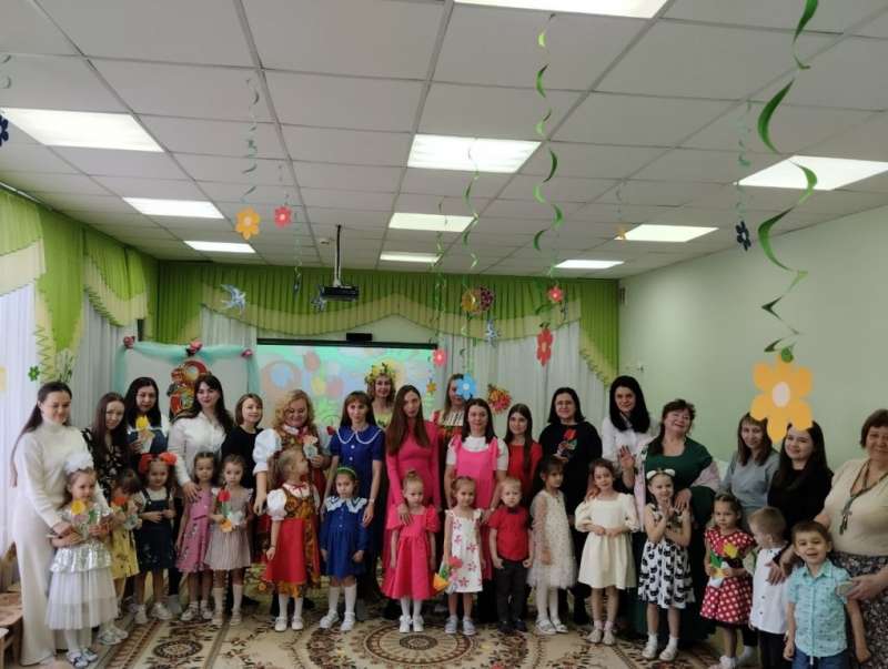 «Наряды для Весны».