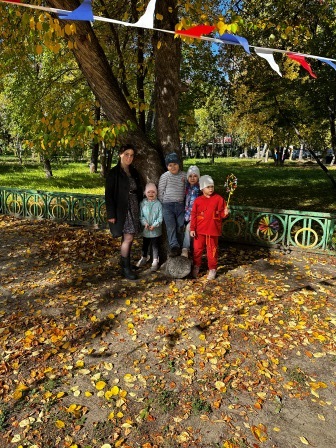 «Листопад, листопад, листья желтые летят»